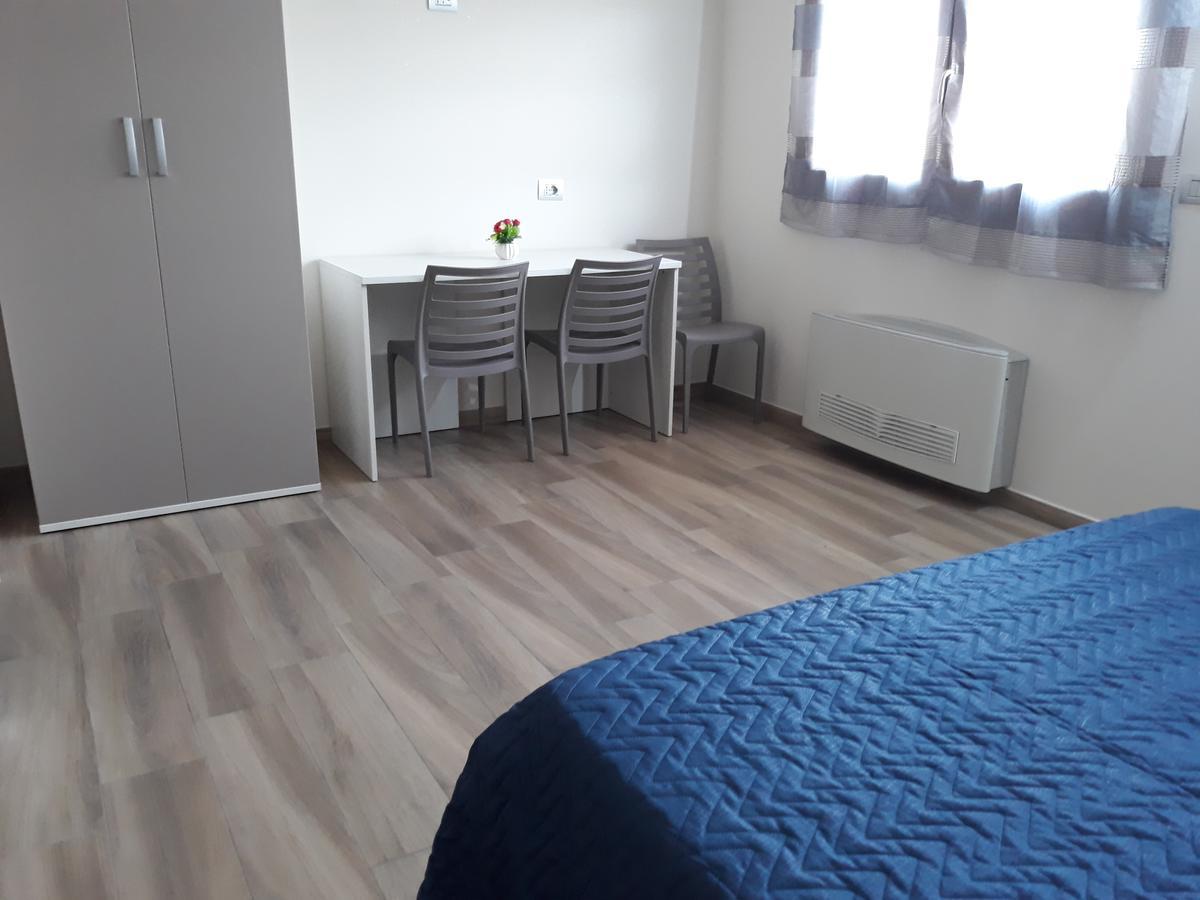 Af Service B&B Мезанье Экстерьер фото